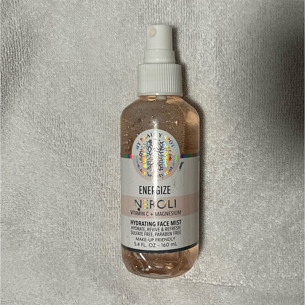Hydrating face mist